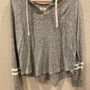 Gray Hollister Long Sleeve Sweater